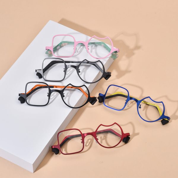 Codi Titanium Lrregular Eyeglasses - Image 2